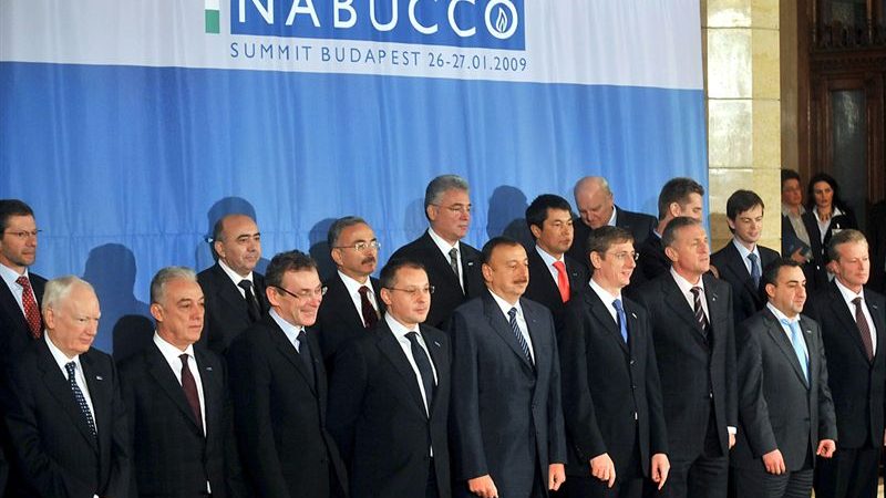 Türkiye üzerinden Avrupa'ya taşıyacak Nabucco Boru Hattı En Erken 2018 Faliyete Geçer.
