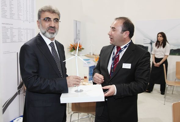 Bakan Yıldız: Çantacılar artık çantalarını alarak bu sektörden çıkmak zorundalar