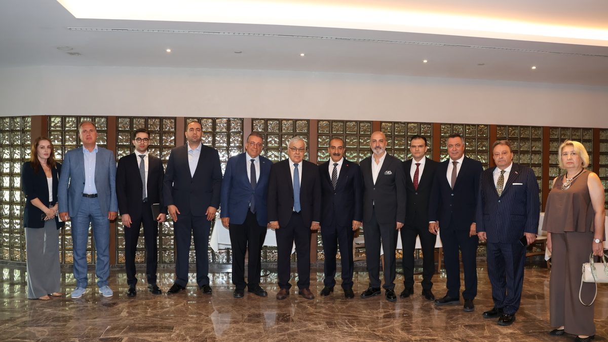 Egeli ihracatçılar Karadeniz’de güvenli koridor istedi
