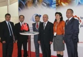 Türk Makine Sektörü Pekin/Çin Halk Cumhuriyetì̀̀̀̀̀̀̀nde Düzenlenen Cimes 2008 Uluslararası Makine Fuarı̀̀̀̀̀̀̀̀nda OAİB Organizasyonu’nda Tanıtıldı