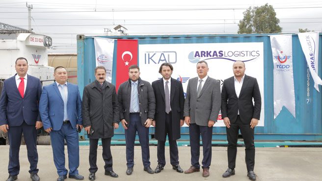 Türkiyenin ilk treni Demir İpek Yoluna çıktı
