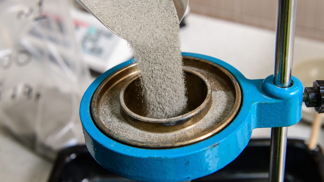 Recycling Solutions, Mikrosfer İşleme Tesisi Yeniden Başlatmak İçin $334,000 Yatırım Yaptı
